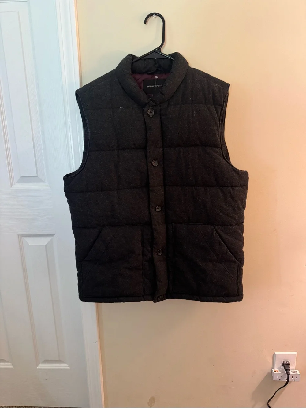 Banana Republic Men's Quilted Vest - Charcoal